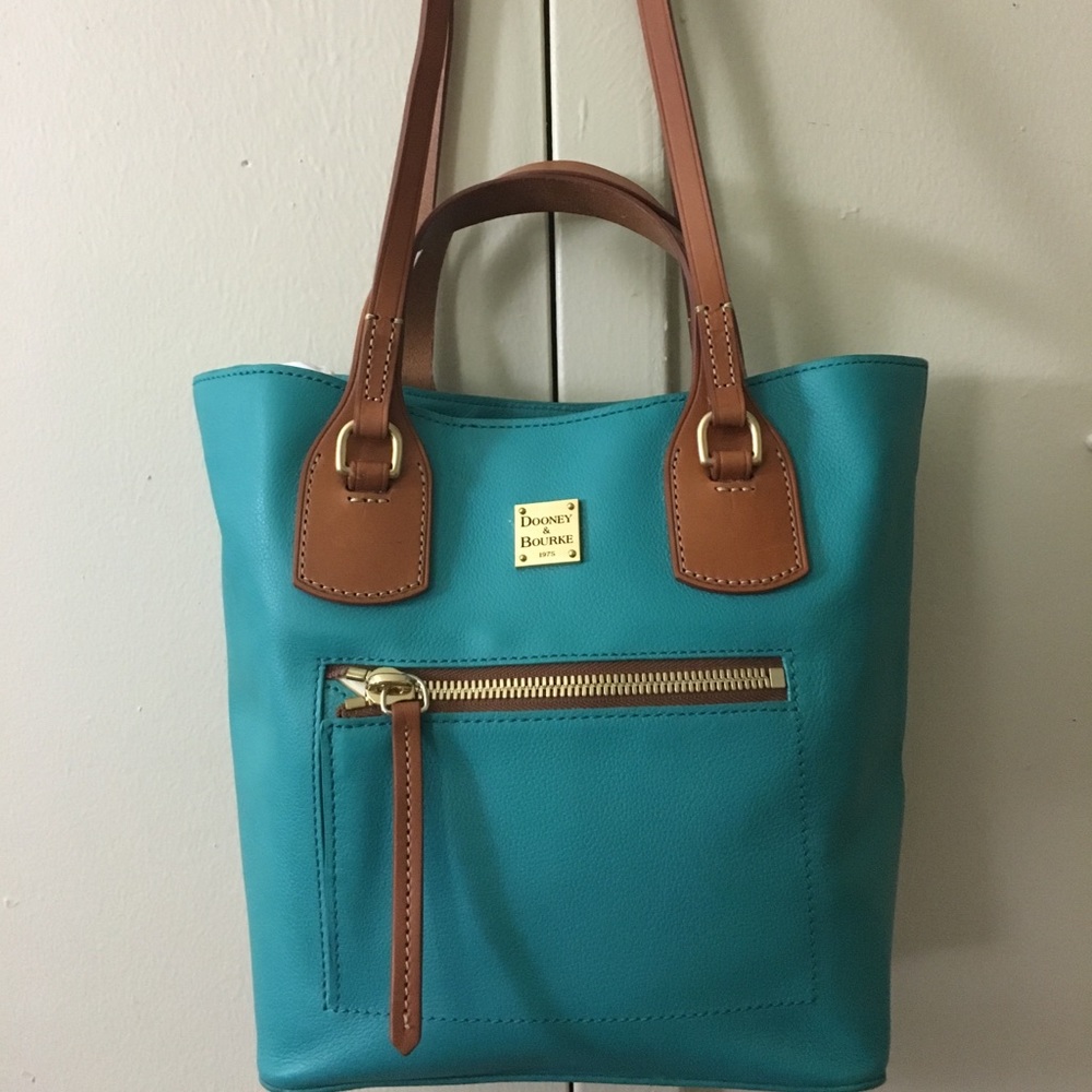 DOONEY AND BOURKE HANDBAG